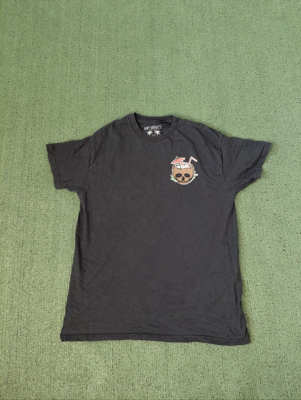 Riot Society Skull Coconut Drink Streetwear Grunge Black T Shirt Sz Medium